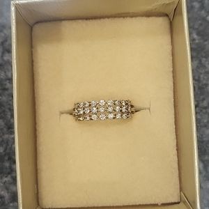 14K Gold 3-tier diamond ring